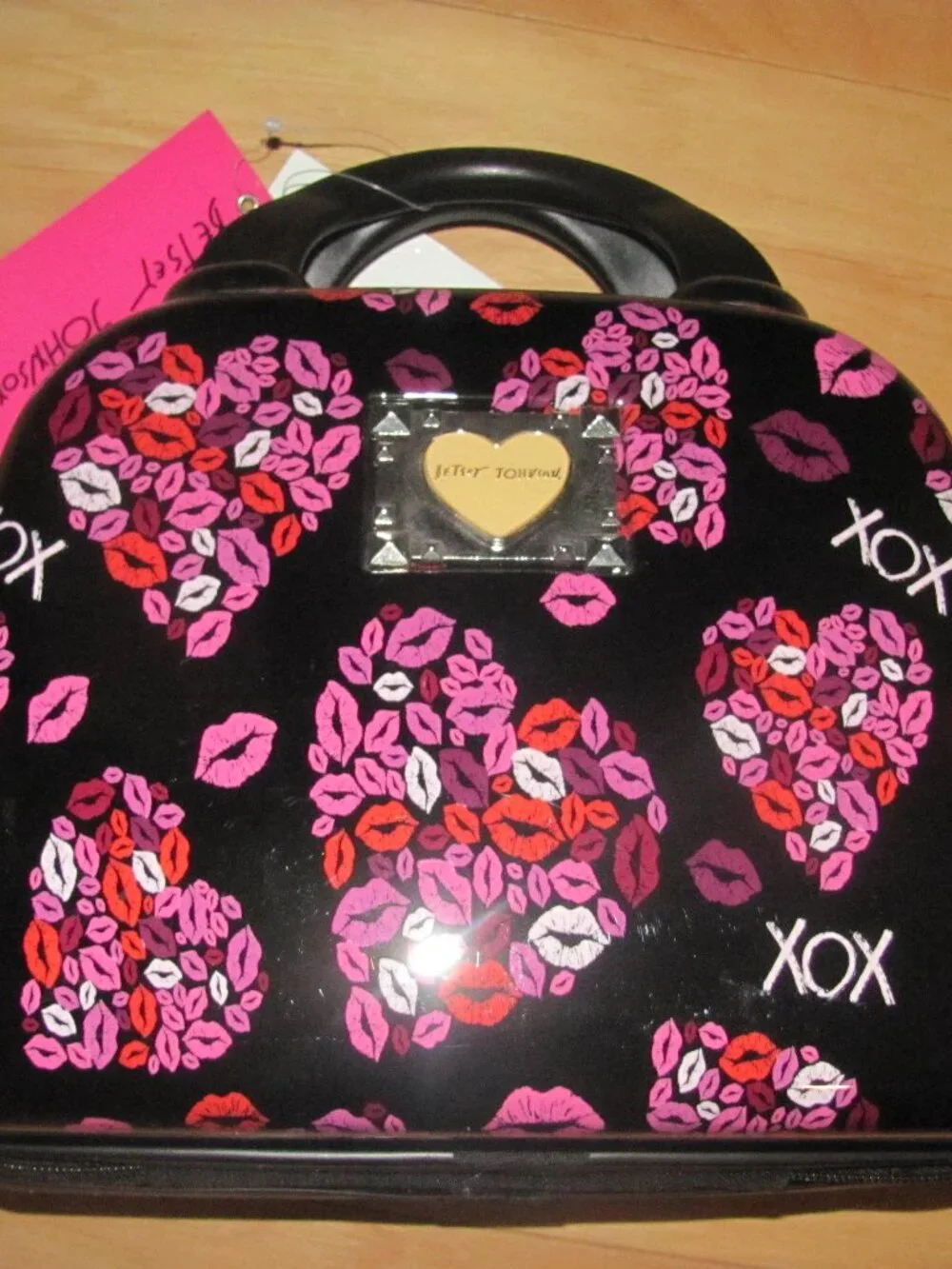 Betsey Johnson 11